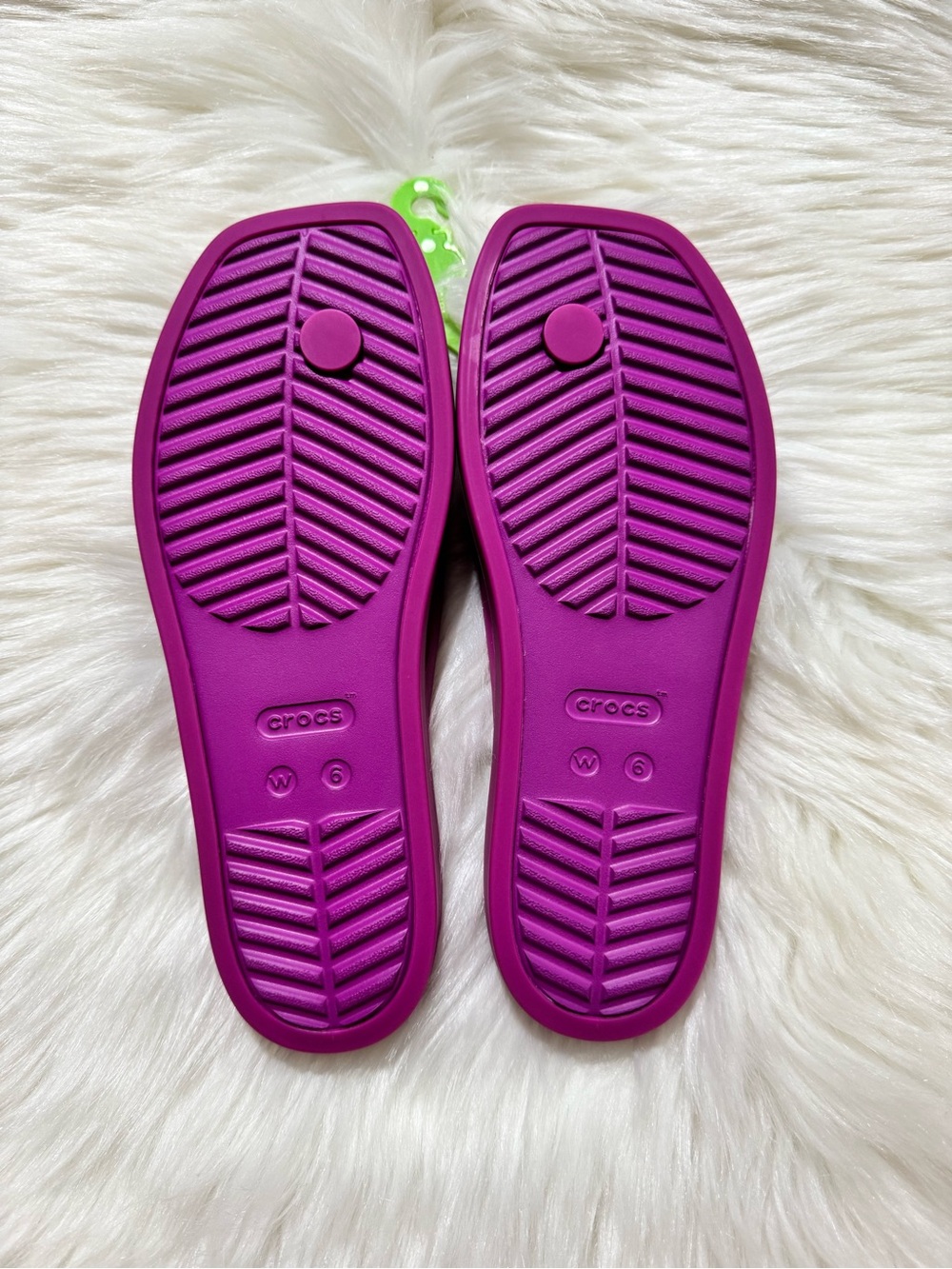 Crocs || Miami Flip - Picture 7 of 7